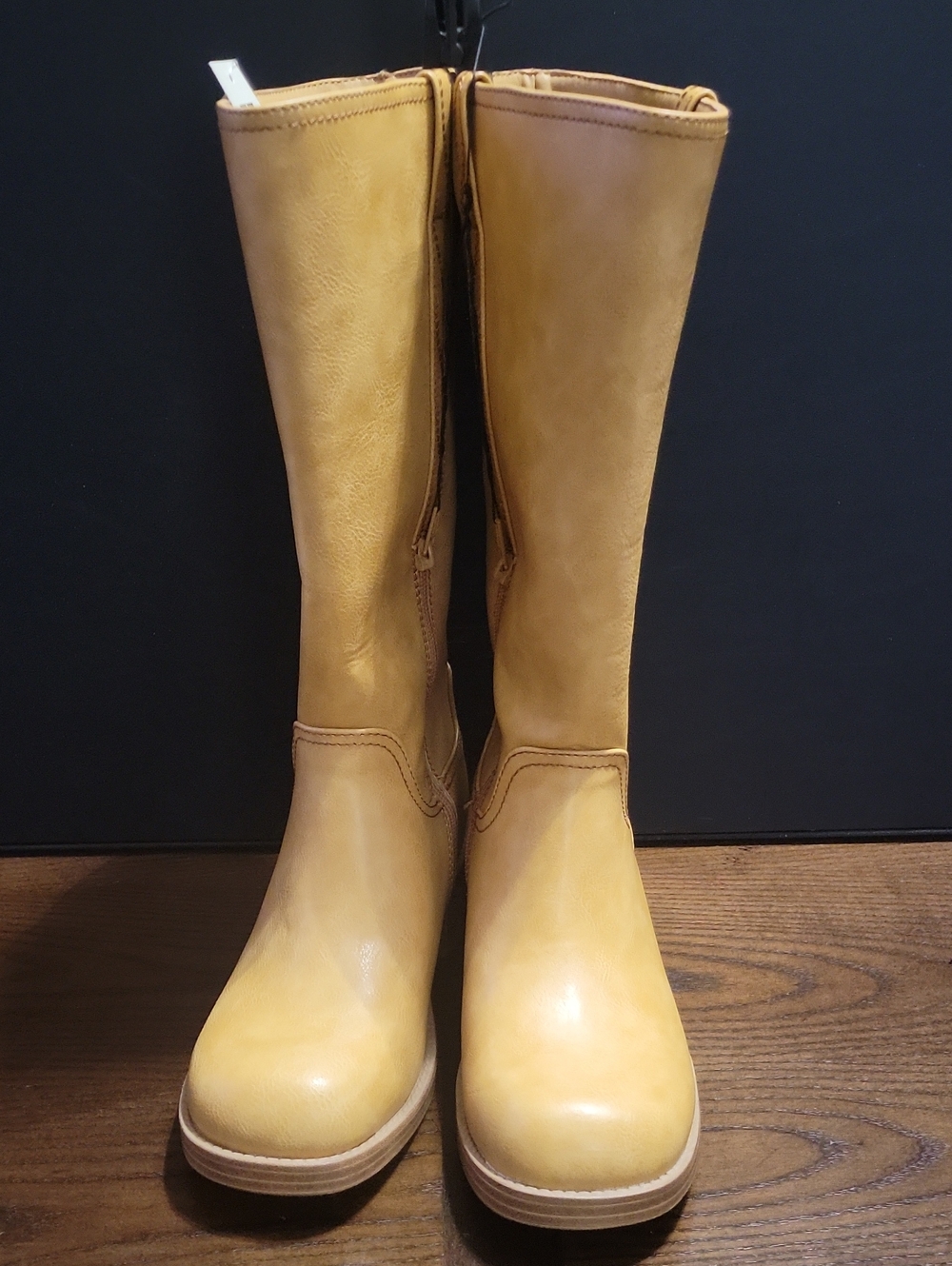 Tall Women's Tan Leather Boots - Classic Pull-On Riding Style.  T17